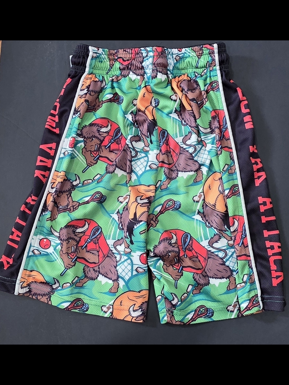 Flow Society Buffalo Lacrosse Print Active Shorts in Green Size Medium - Picture 5 of 6